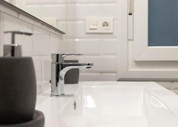 Indautxu Iii By Aston Bilbau